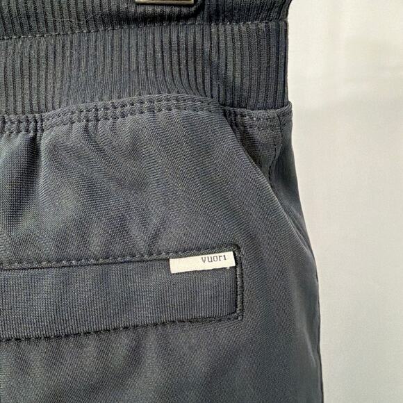 Vuori Meta Jogger Men’s Size Small Gray Activewear Casual Pants - Picture 9 of 10